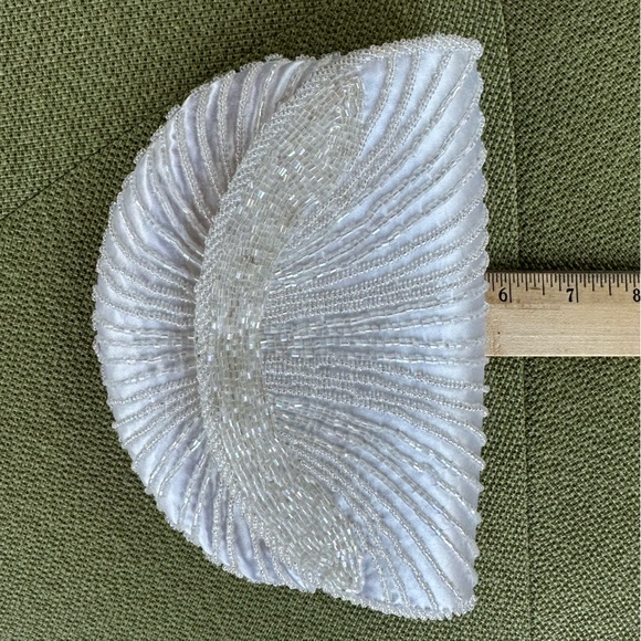 White Satin Beaded Clutch Bridal All-White Wedding Party Clamshell Shape - Picture 10 of 11